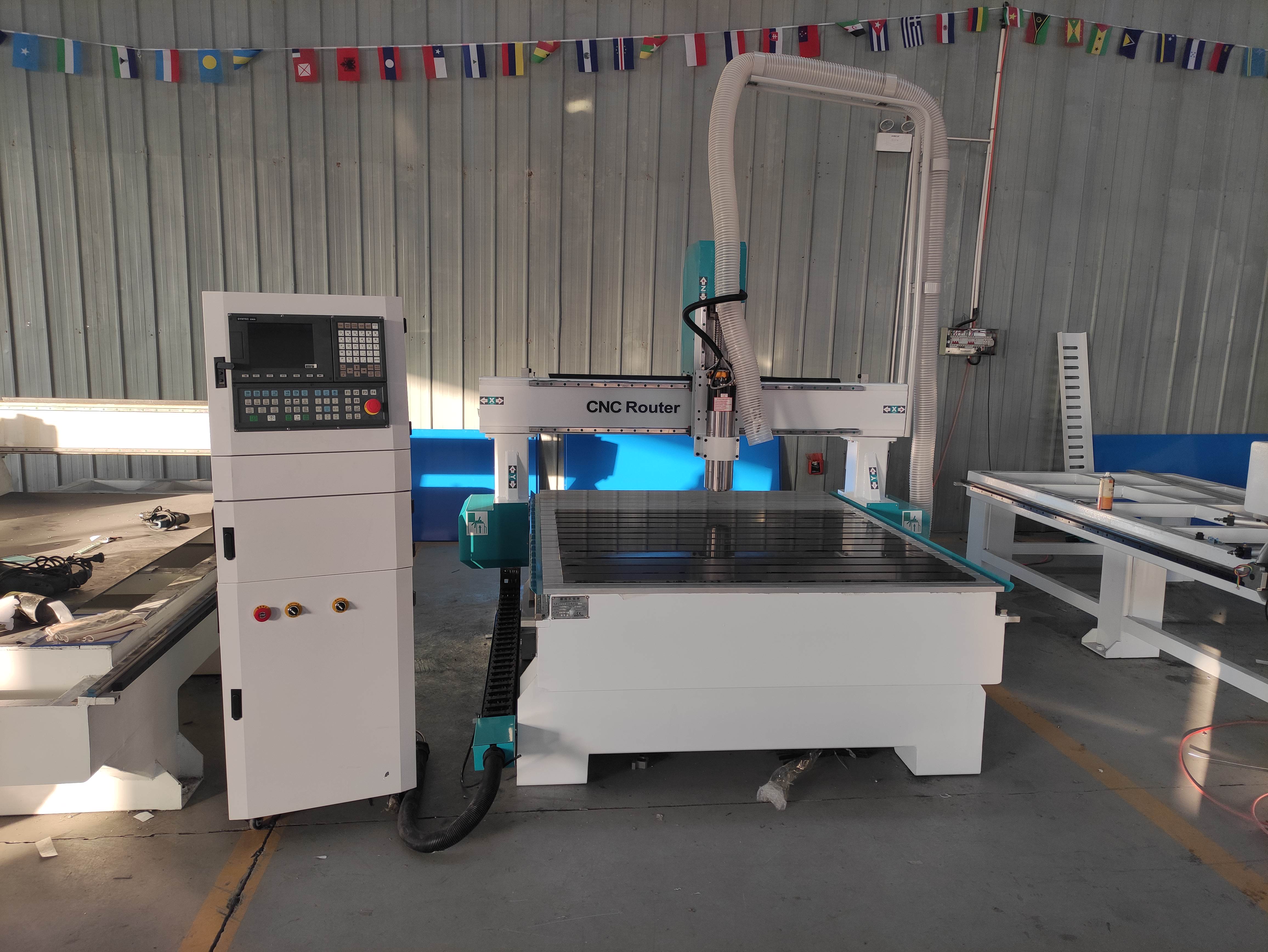 在選擇石材雕刻機(jī)的時(shí)候需要注意的地方有哪些？