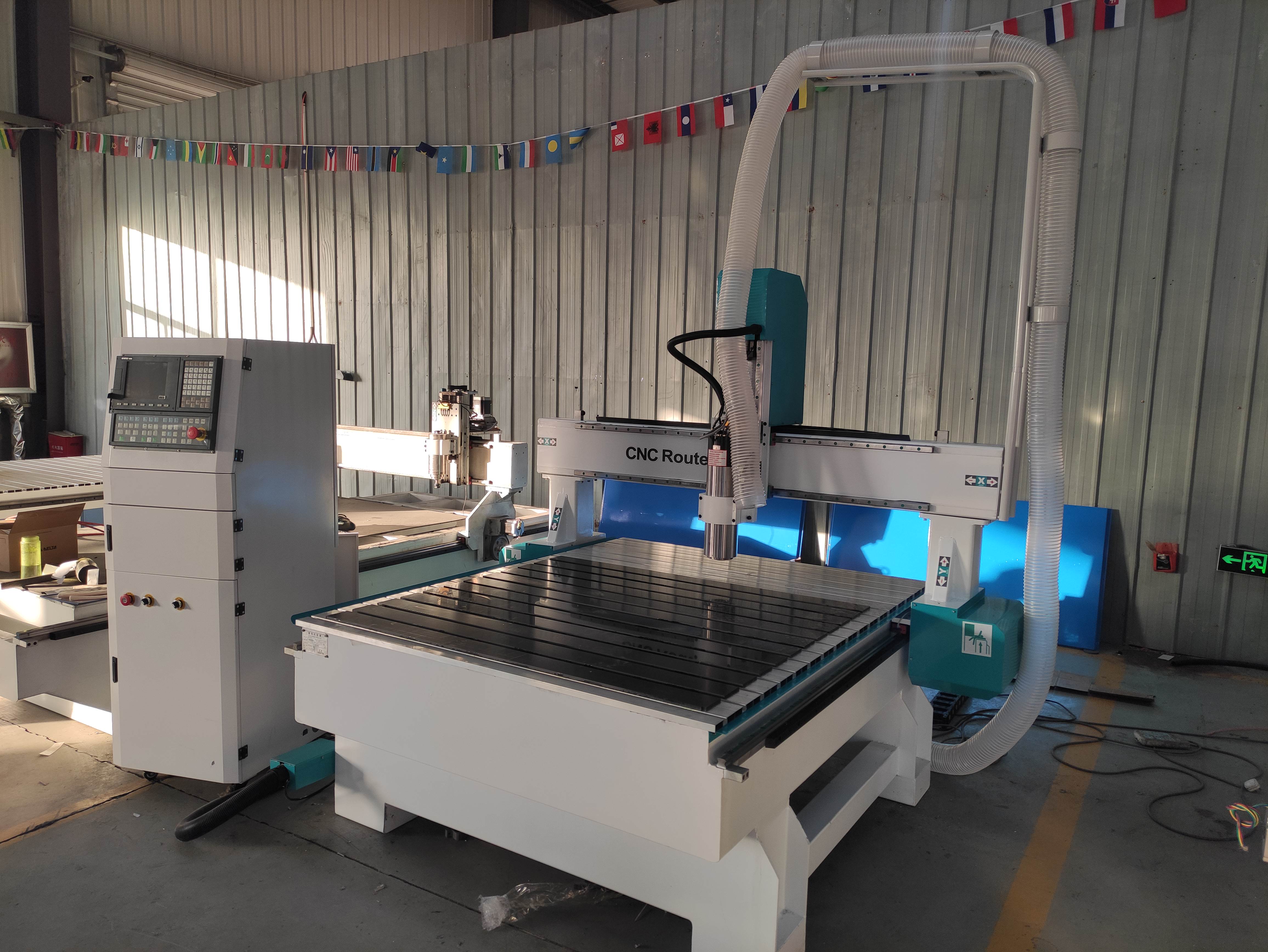 木工開料機生產(chǎn)過程中灰塵如何有效解決？